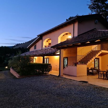 Agriturismo L'Ulivo بادولا المظهر الخارجي الصورة