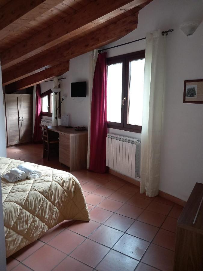Agriturismo L'Ulivo بادولا المظهر الخارجي الصورة
