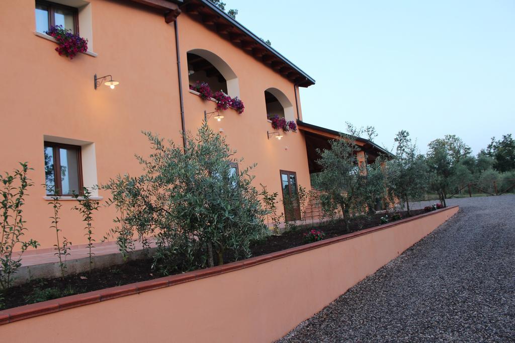 Agriturismo L'Ulivo بادولا المظهر الخارجي الصورة