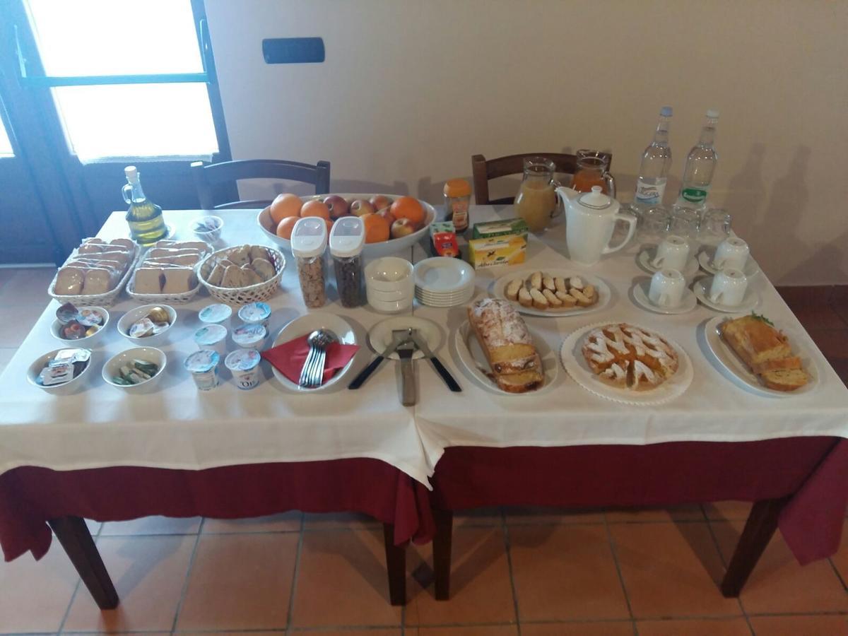 Agriturismo L'Ulivo بادولا المظهر الخارجي الصورة