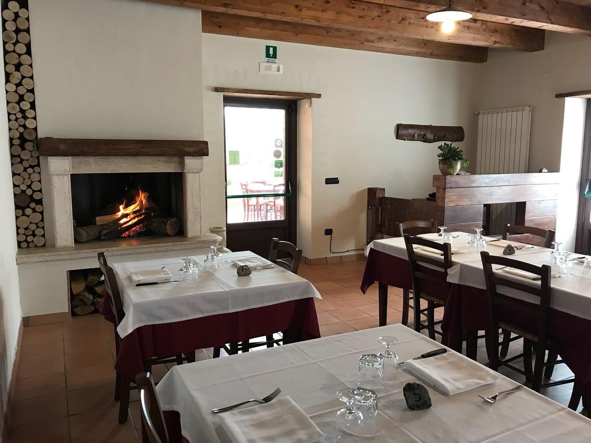 Agriturismo L'Ulivo بادولا المظهر الخارجي الصورة