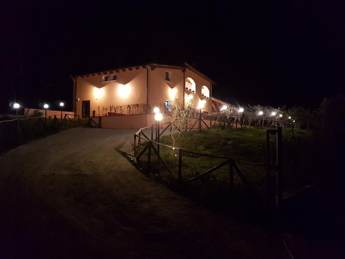Agriturismo L'Ulivo بادولا المظهر الخارجي الصورة